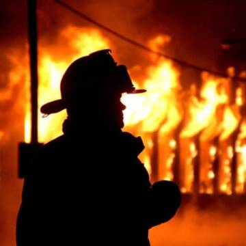 Поліція з’ясовує обставини нічної пожежі в Калинівці