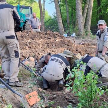 Українці розпочали ексгумацію поховань УПА у Польщі