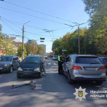 У Вінниці внаслідок ДТП постраждав 11-річний хлопчик на електросамокаті