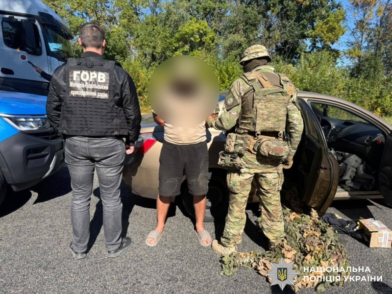 На Вінниччині затримали чоловіка, який намагався вивезти призовника за кордон