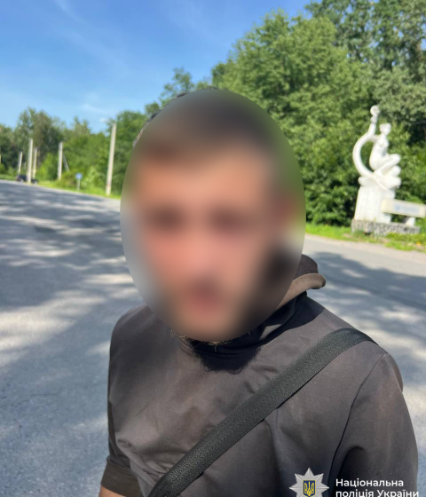 На Хмільниччині чоловік жорстоко побив знайомого металевою трубою