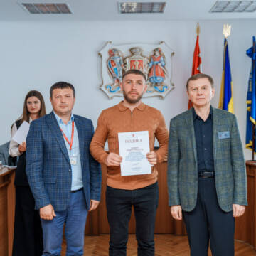У Вінниці відзначили екоактивних містян та голів ОСББ напередодні Всесвітнього дня прибирання