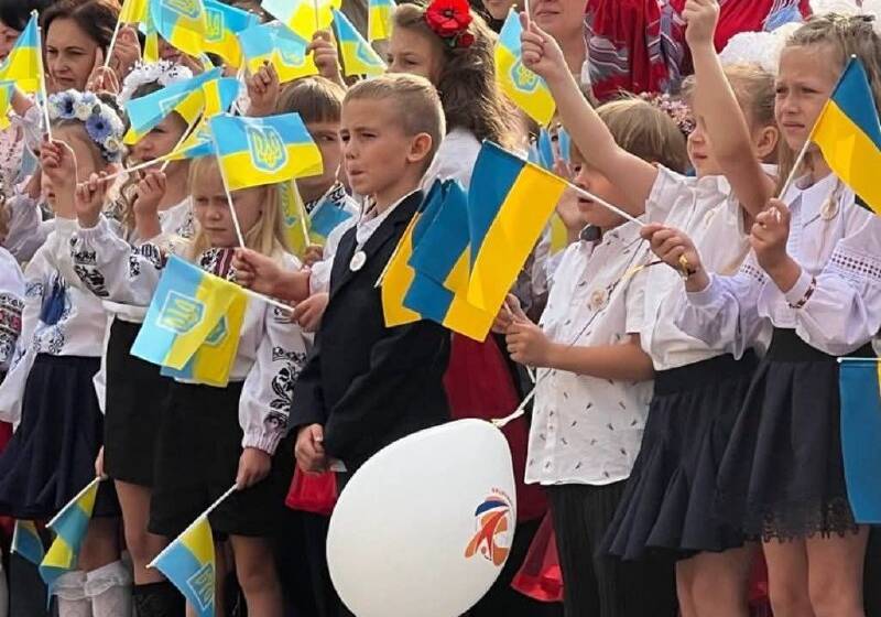 Перший дзвоник у вінницькій школі