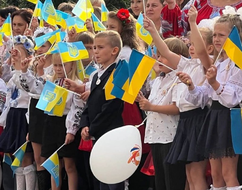 Перший дзвоник у вінницькій школі