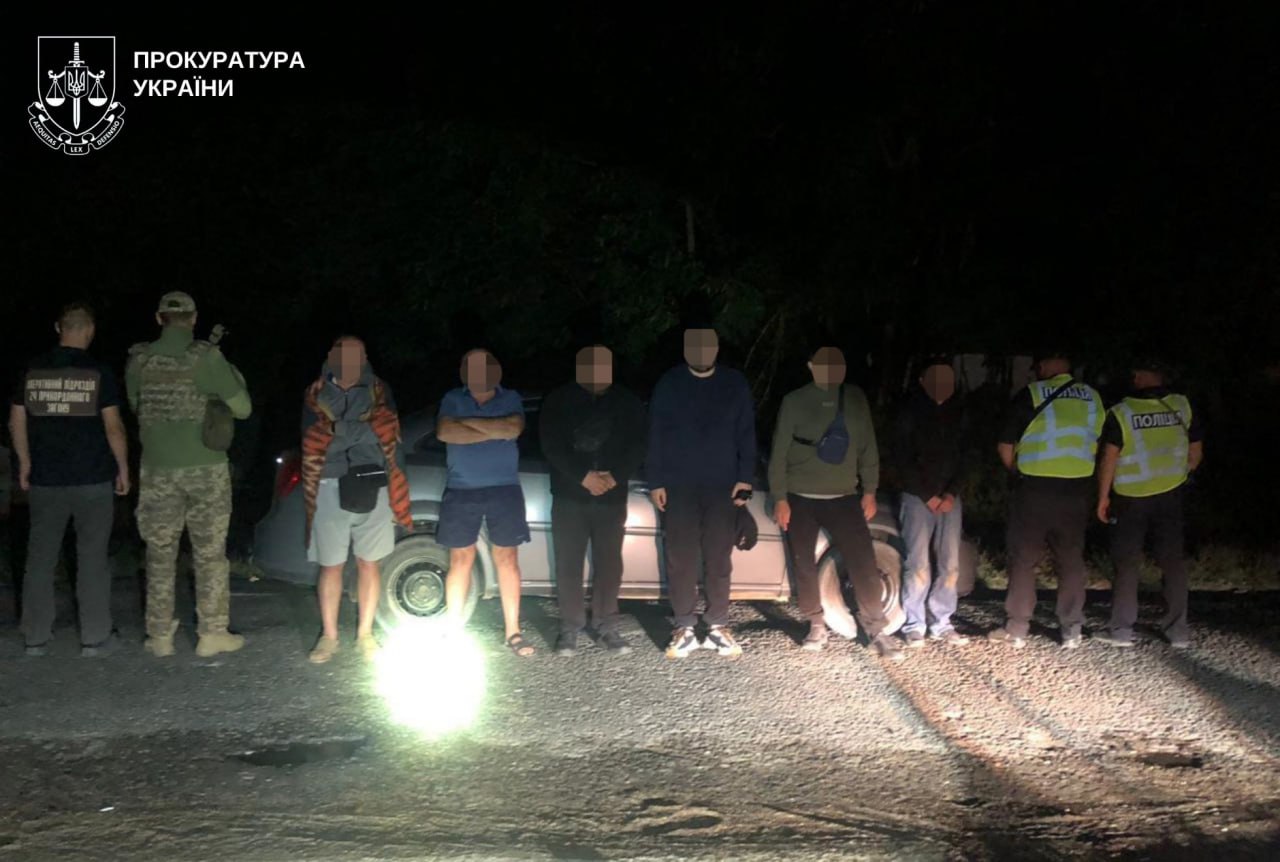 Чоловіки, які намагались незаконно потрапити через кордон до Молдови