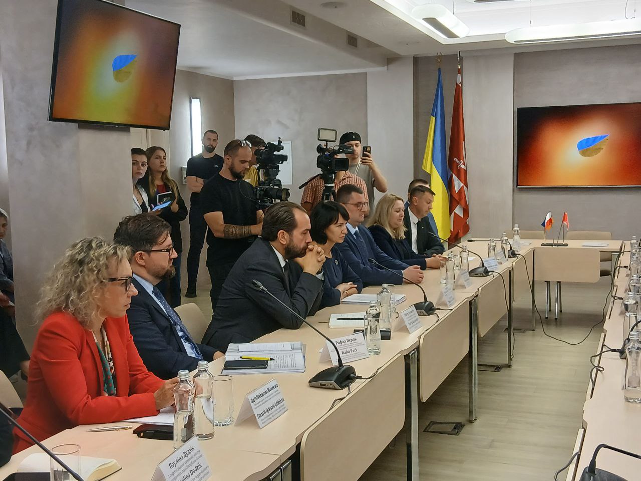 Зала , у якій підписували меморандум