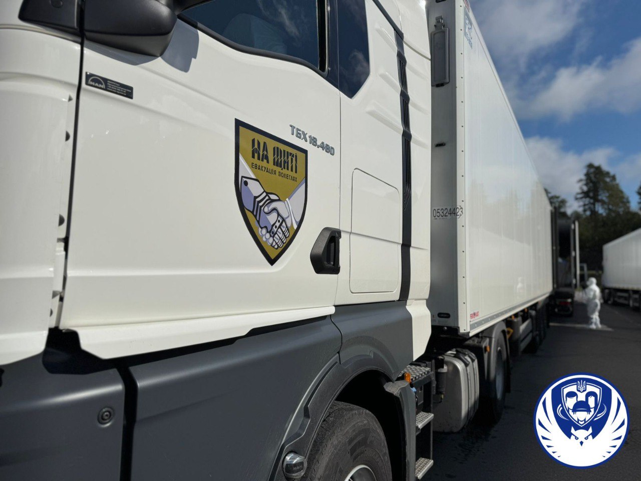 Автомобіль На Щиті привіз тіла в Україну