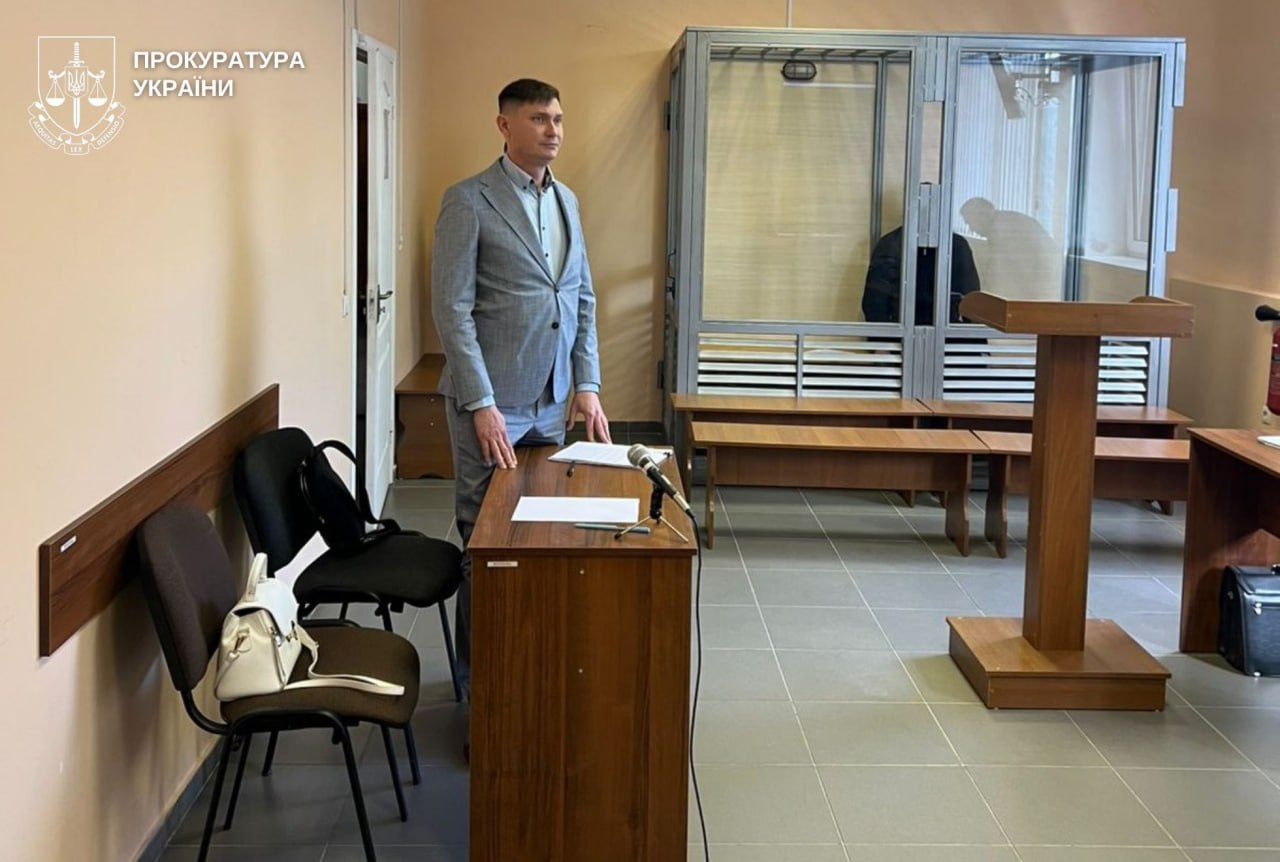 Кімната суду