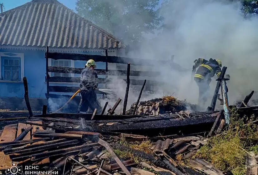 Дитина спалила сіновал на Вінниччині