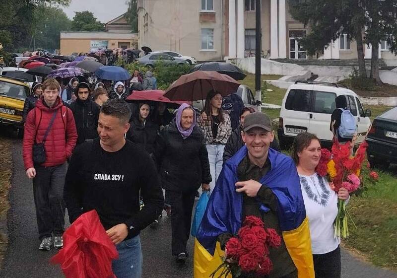 Олександр Безверхній повернувся у рідне село на Вінниччині з полону