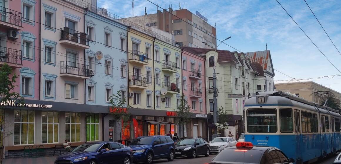 Трамваї та тролейбуси у Вінниці відновили рух, тривають планові роботи на мережах