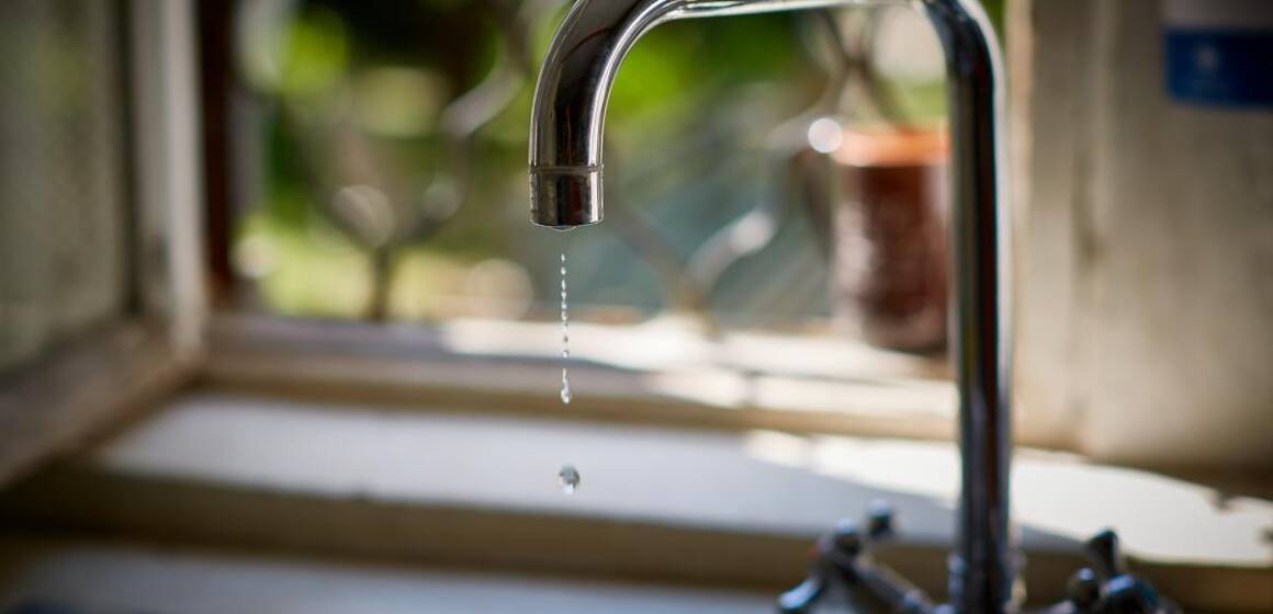 Аварія на водопровідній мережі залишила без води кілька будинків