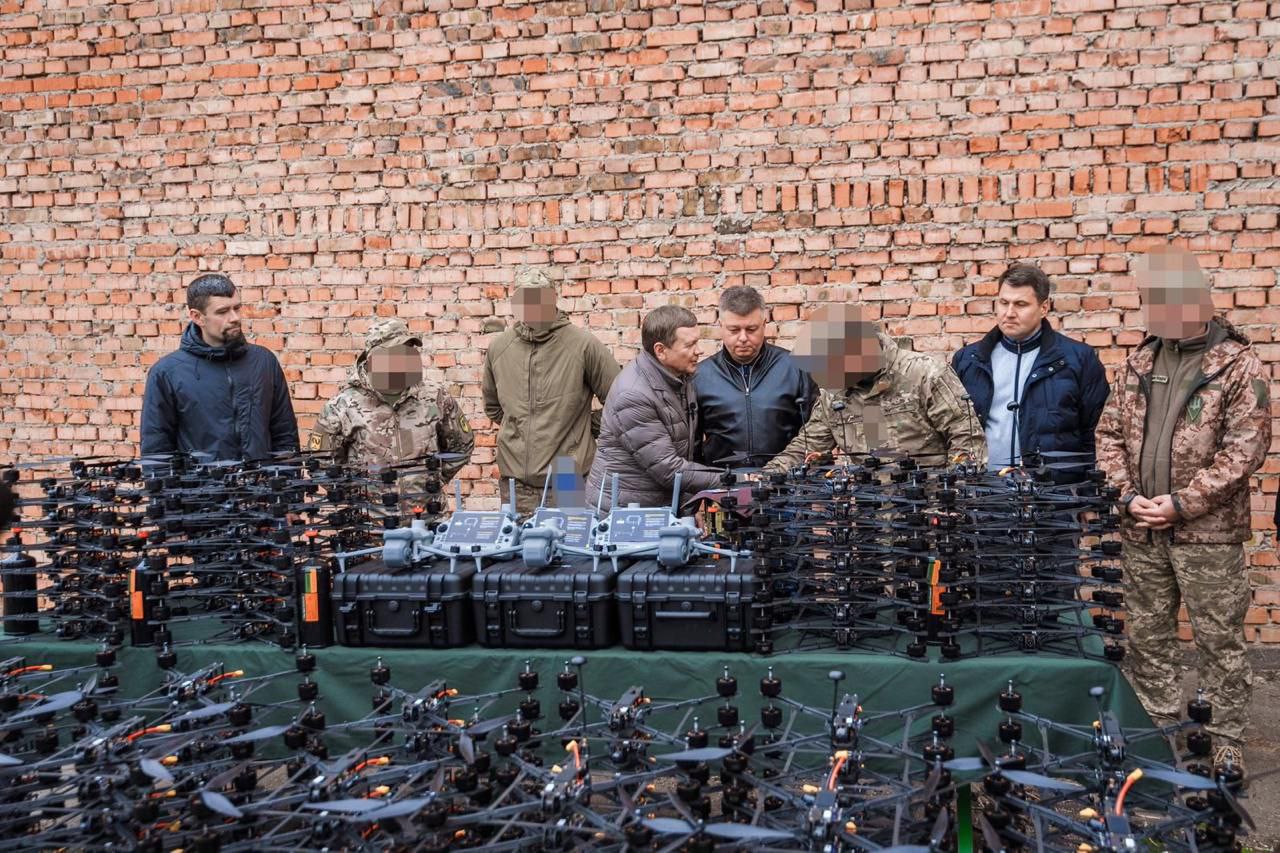 Міжрегіональний координаційний гуманітарний штаб передав «Азову» та 71-й єгерській бригаді нову партію дронів для фронту
