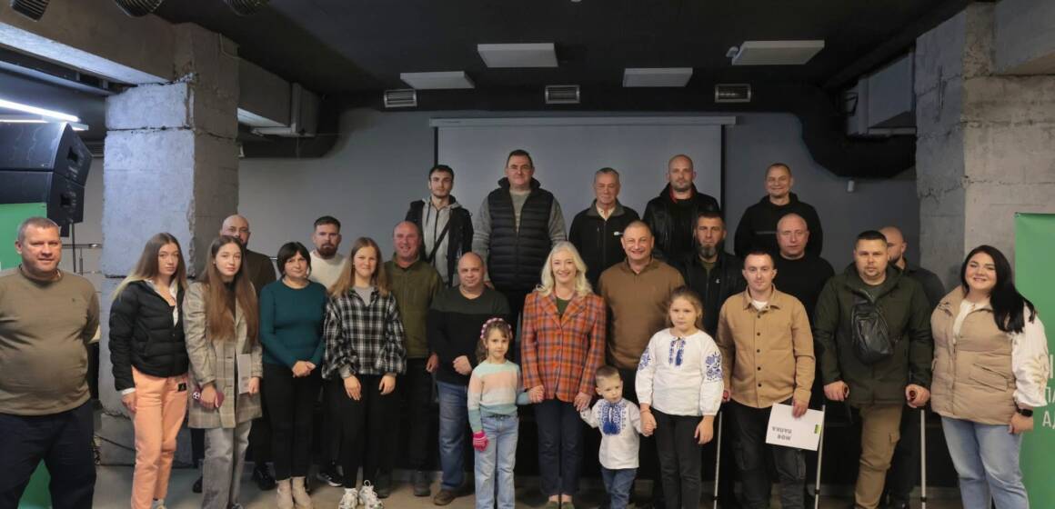На Вінниччині 40 родин захисників отримали кошти на житло