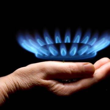Окрім світла, українців закликають економити газ