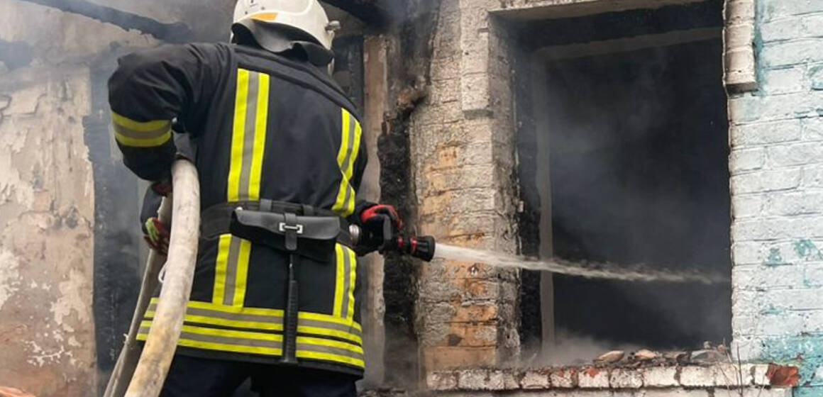 П’ять пожеж за добу на Вінниччині: двоє людей травмовані, згорів будинок і гараж