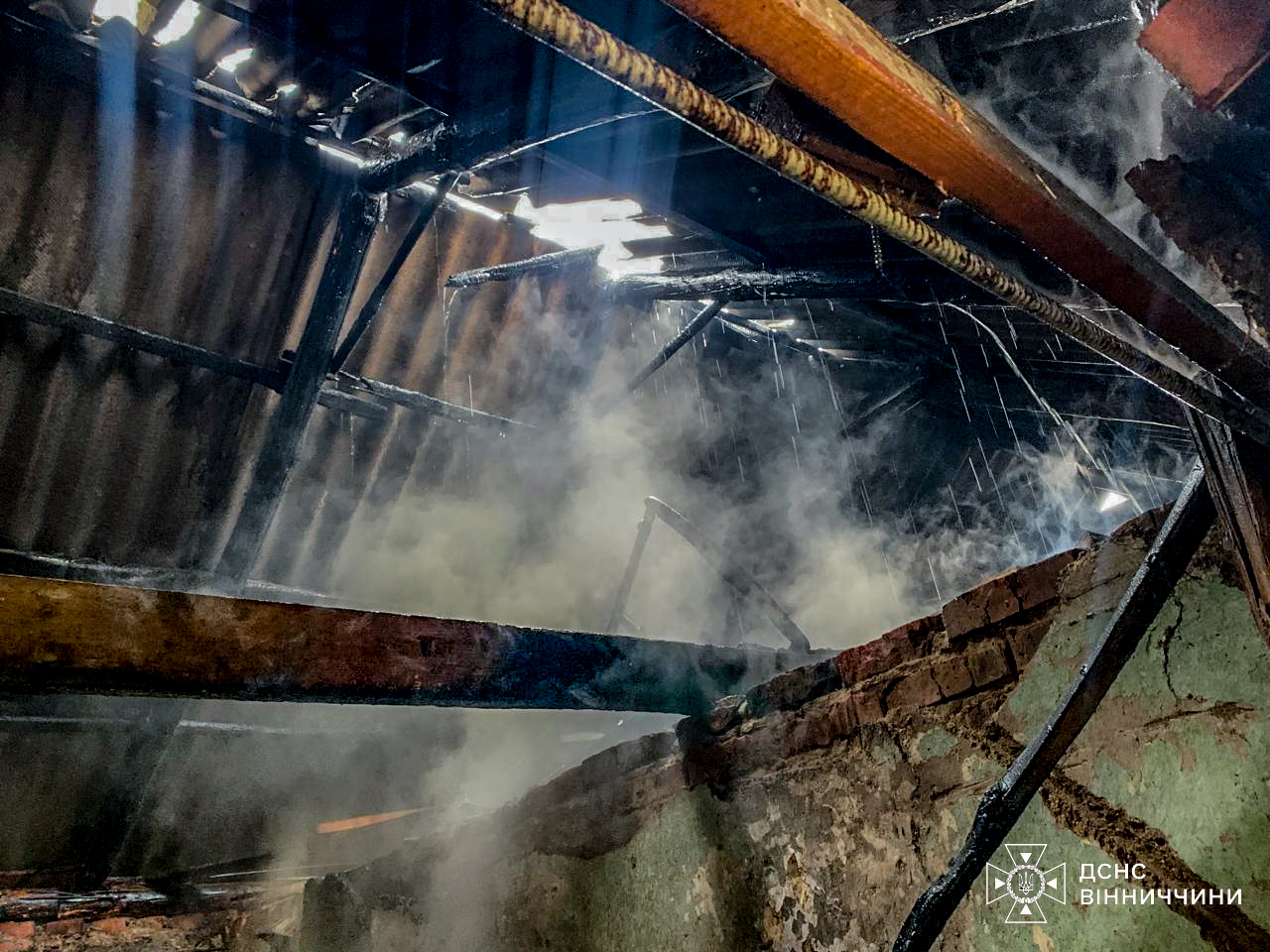 Шість пожеж за добу на Вінниччині: у Вінниці палали кафе та автомобіль