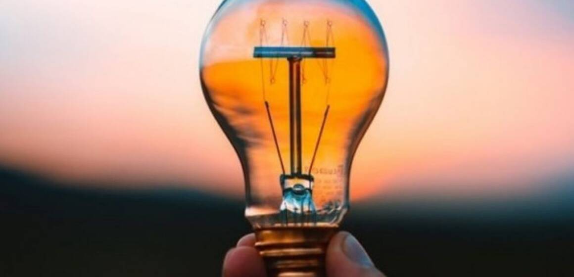 60965c933b741-602e37542e95b-600575bc68722-lampochka-570x362jpegjpegjpeg У Вінницькій області оприлюднили графіки погодинних відключень електроенергії