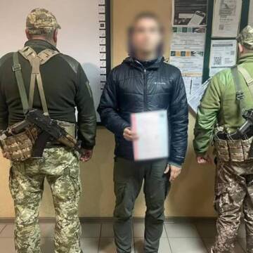 664eb984350f6d206dbaa1c6fd5d0723 Чоловік «купив» дитину за криптовалюту, щоб виїхати за кордон