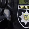 Неприємний ранок у Томашполі: чоловік вивіз на дорогу тваринні відходи