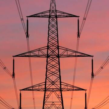 Після нічного обстрілу РФ в Україні діють графіки відключень електроенергії