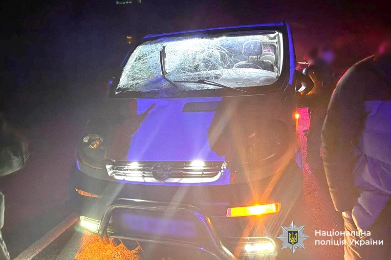 У Калинівці вантажівка збила пішохода: потерпілий загинув на місці