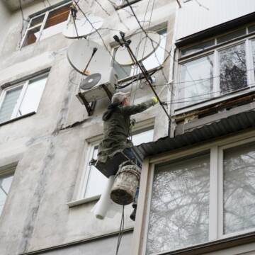 photo_2025-10-30_16-52-56 У Вінниці ремонтують міжпанельні шви багатоповерхівки на вулиці 600-річчя