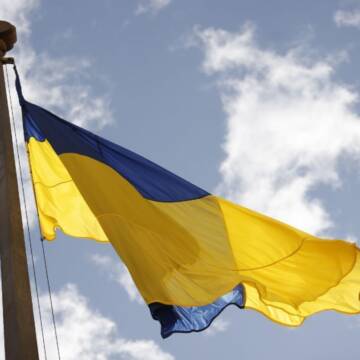 У Ладижині оголосили триденну жалобу через загибель 7-річної дівчинки