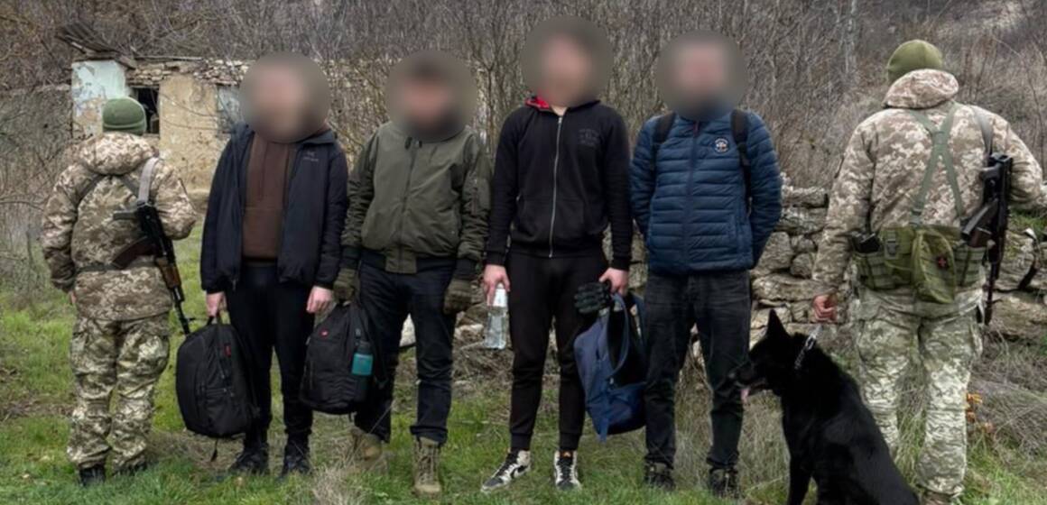 На Вінниччині затримали групу чоловіків, які намагалися втекти через кордон до Молдови