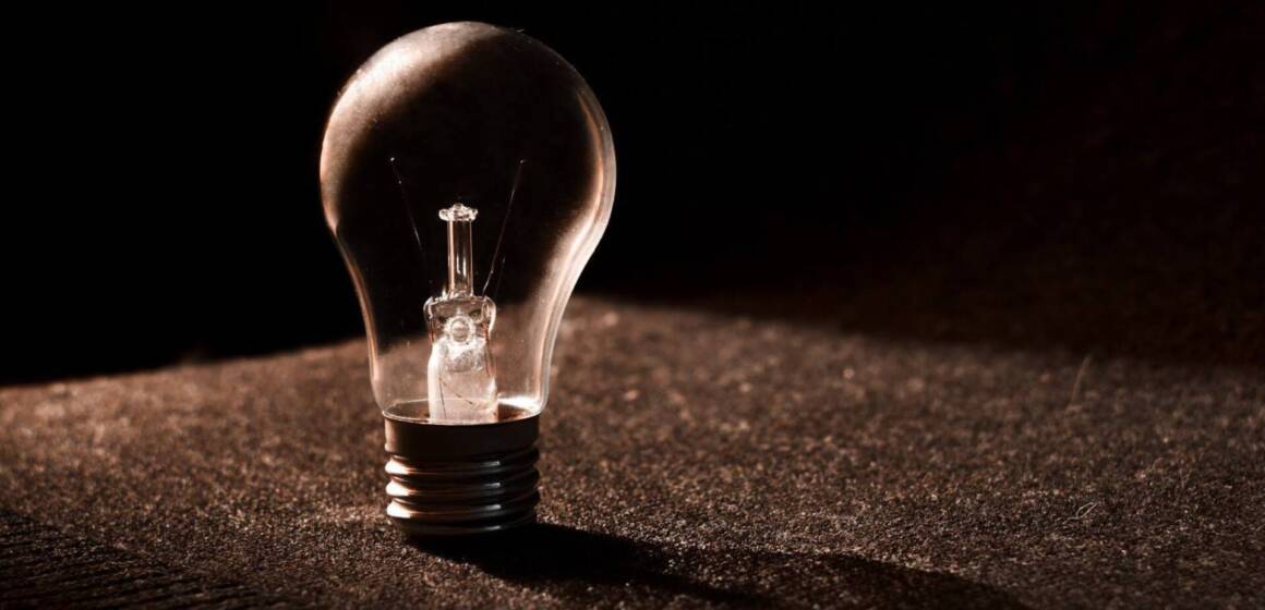 На Вінниччині діятимуть графіки відключення світла та триватимуть планові роботи на мережах