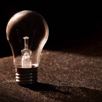 На Вінниччині діятимуть графіки відключення світла та триватимуть планові роботи на мережах