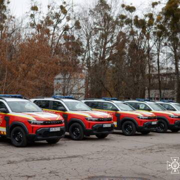 Рятувальники Вінниці поповнили автопарк новими службовими машинами