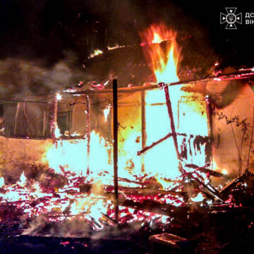 На Вінниччині через необережність під час куріння загинули дві жінки