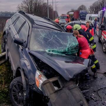 589539466_1323002576505962_1986989470446658836_n Рятувальники деблокували людей у двох ДТП на Вінниччині: є загиблий