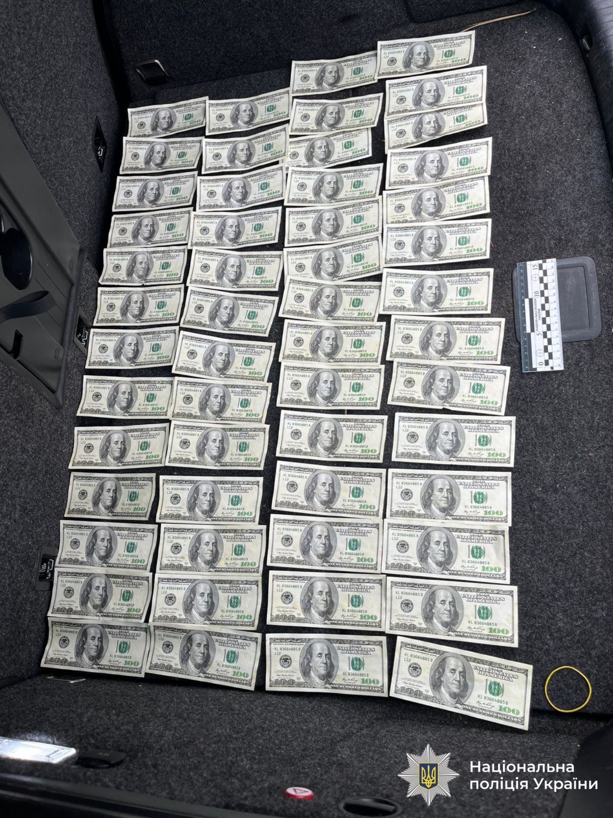 Правоохоронці Вінниччини викрили трьох іноземців, що налагодили незаконний трансфер через кордон