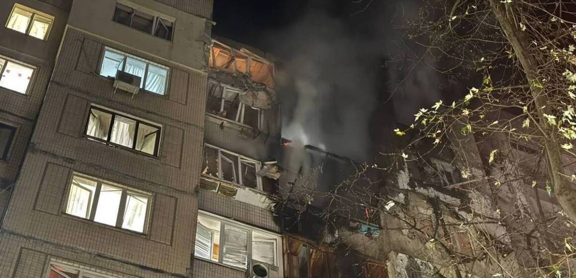 Черговий удар по Україні: РФ випустила 430 дронів і 18 ракет, загинули четверо людей