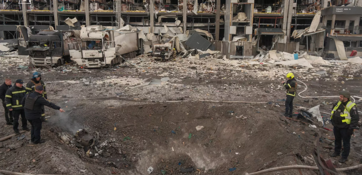 AhMsV30Mvuv2fZeM7DpQMb5zAomwMEwi5SHb9tAd.jpg (1) Армія РФ атакувала Київ та Одесу вночі: масштабні руйнування й загиблі