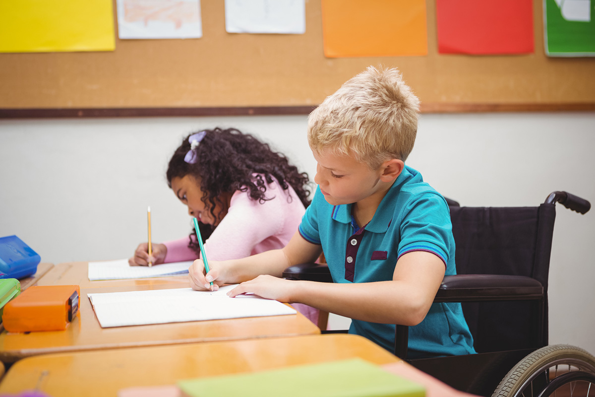 У Вінниці стартував конкурс на надання послуги супроводу під час інклюзивного навчання