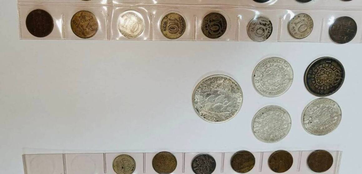 cf3bab9c35eb03ef6a0b3d9df39f1422 Митники Вінниччини запобігли вивезенню історичних монет через кордон