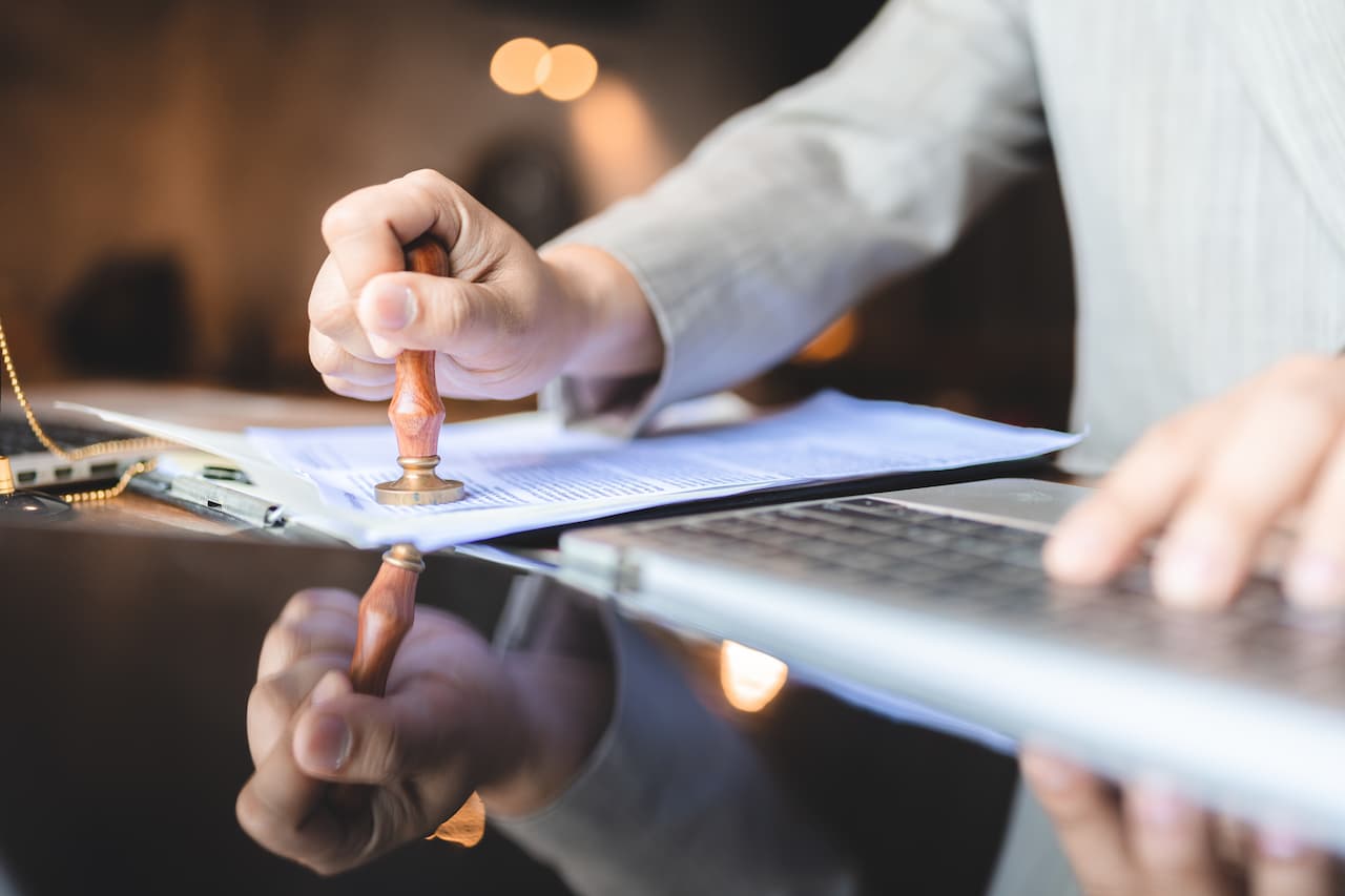 Вінниччина серед рекордсменів за навантаженням нотаріусів