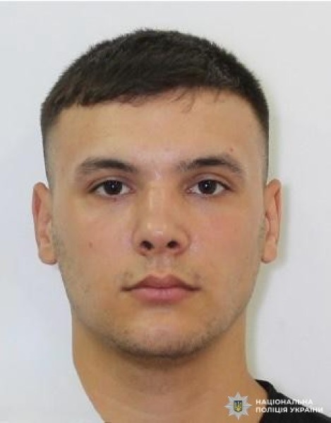 Поліція встановлює місцеперебування Мельник Максима