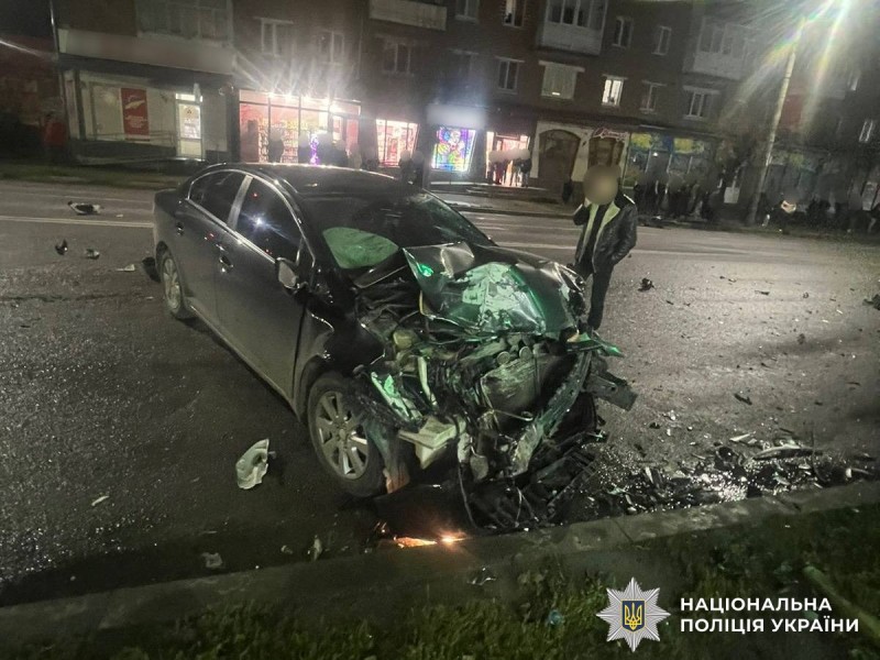 Поліція розслідує аварію на Вінниччині, у якій постраждав водій мотоцикла