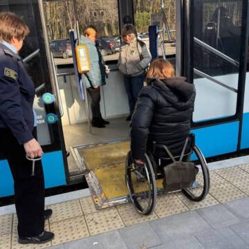 photo_2025-11-13_12-29-49 (1) У Вінниці впроваджують цюріхський стандарт доступності на трамвайних зупинках