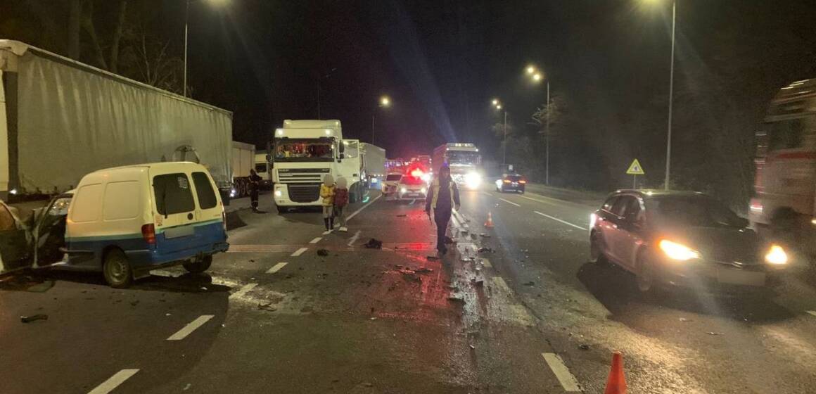 v15_47034ac3fff7a4bee346fe37519c860b На Вінниччині в ДТП загинула жінка