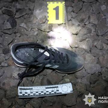 На залізничних коліях у Вінницькій області виявили тіло чоловіка