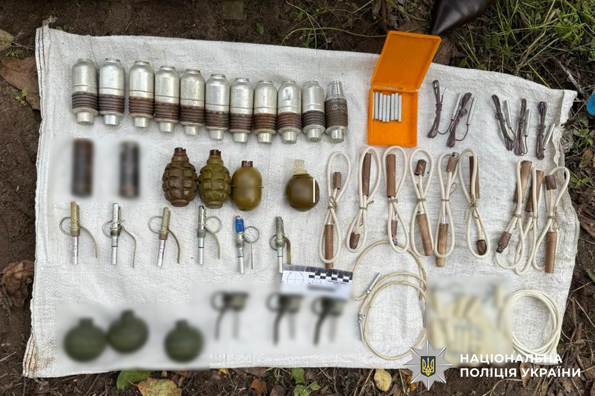 Поліція викрила незаконне зберігання зброї на Вінниччині