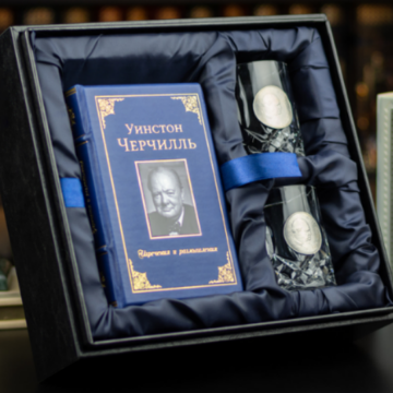 Книги про політику, які можна подарувати майбутнім політологам