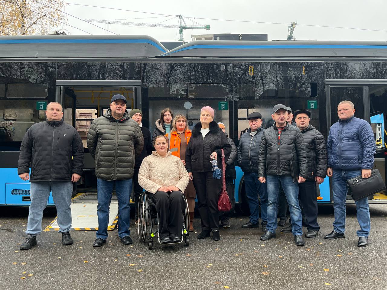 У Вінниці водії навчаються допомагати пасажирам на інвалідних візках