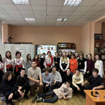 зображення_viber_2025-11-28_09-29-03-153 У Вінниці провели традиційні Андріївські вечорниці для школярів