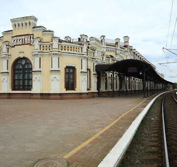 Після смерті працівника в Козятині “Укрзалізниця” пояснила, чому на вокзалах немає медиків